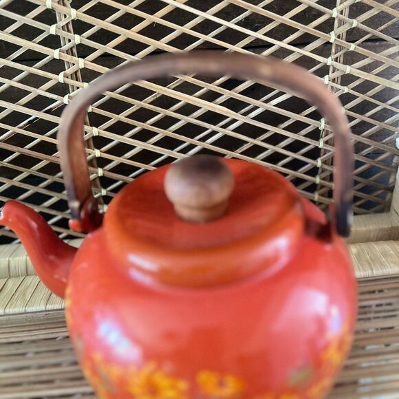 Vintage Enameled Tea Kettle Pot Japan Teak Handle Flower Power Floral AS IS - Picture 6 of 10